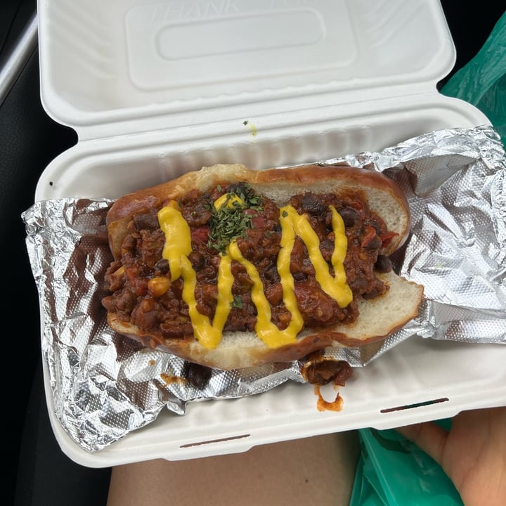 photo of Golden Dinosaurs Vegan Deli Chili Dogs shared by @aubreyj27 on  28 Aug 2023 - review