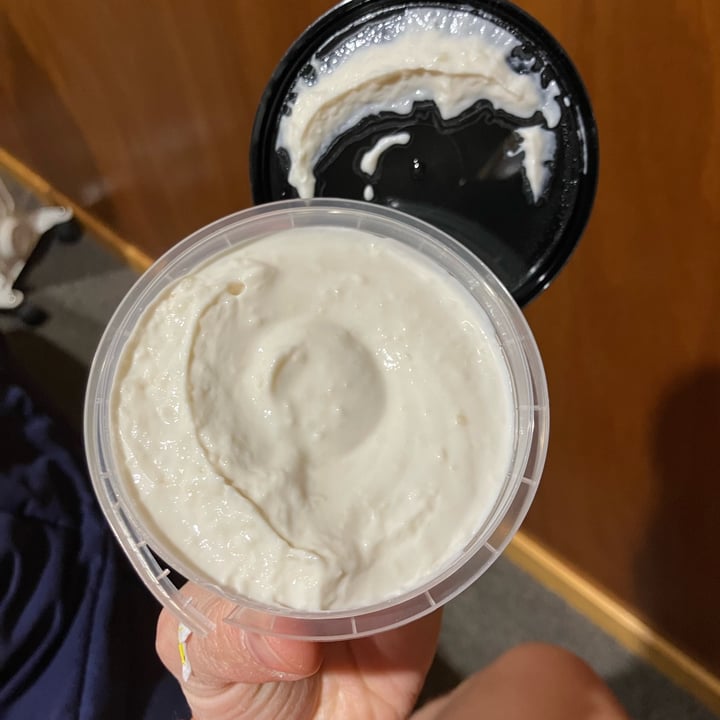 photo of Veesey Dairy Free Kiwi Onion Creamy Dip shared by @funnyoctopus99 on  05 Apr 2024 - review