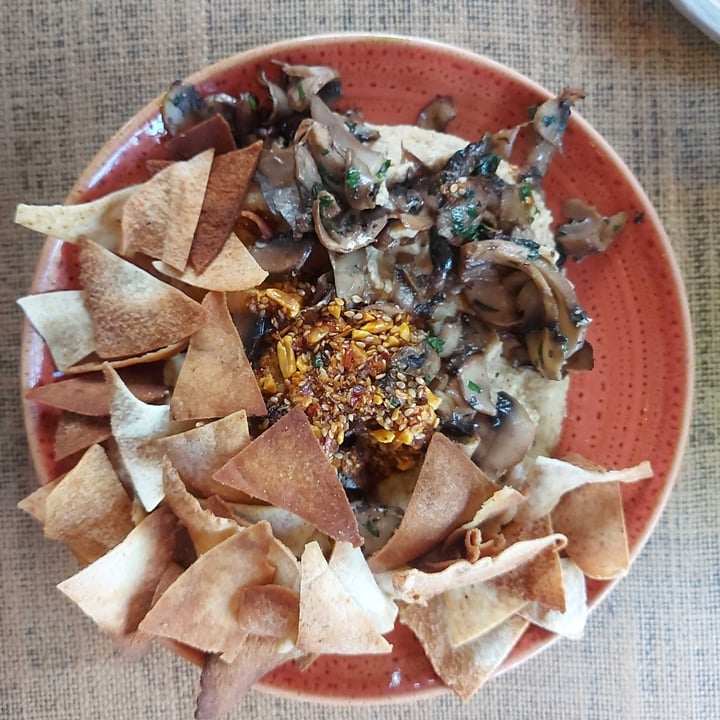 photo of Tea Connection Hummus Con Hongos shared by @pucky on  05 Sep 2023 - review