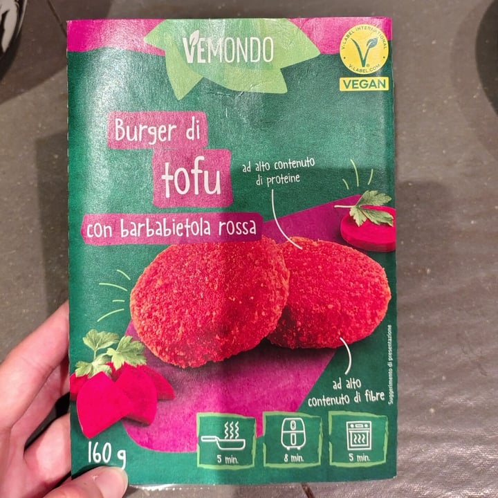 photo of Vemondo Burger Di Tofu Alla Barbabietola Rossa shared by @fla2012 on  31 Aug 2025 - review