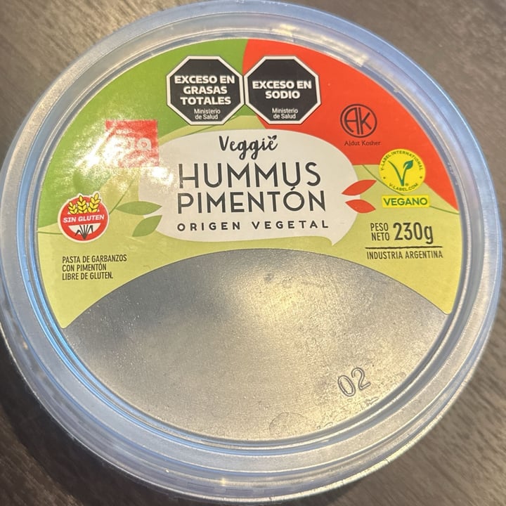 photo of Dia% hummus pimentón shared by @barbymarz on  12 Jul 2024 - review