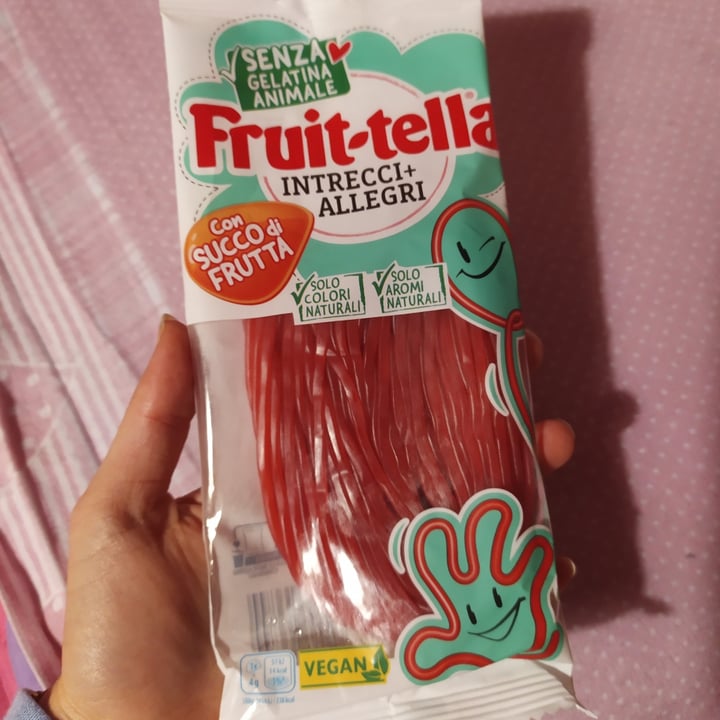 photo of Fruit-tella intrecci+allegri shared by @fraveganita on  18 Dec 2023 - review
