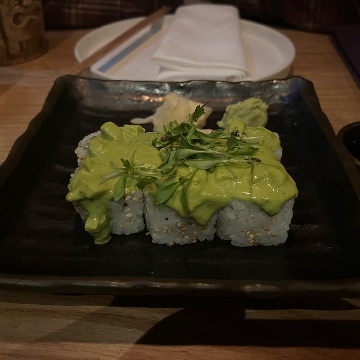photo of Los Mochis Restaurant Cucumber Avocado Maki shared by @eilidhm on  17 Apr 2024 - review