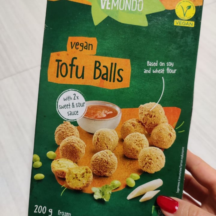 photo of Vemondo Vegan Tofu Balls shared by @floriana on  18 Apr 2024 - review