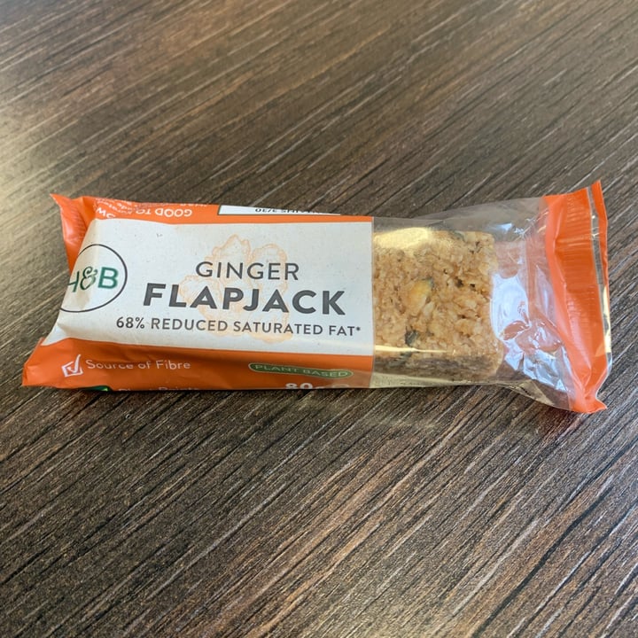 photo of Holland & Barrett Ginger Flapjack shared by @bolpar12 on  06 Mar 2024 - review