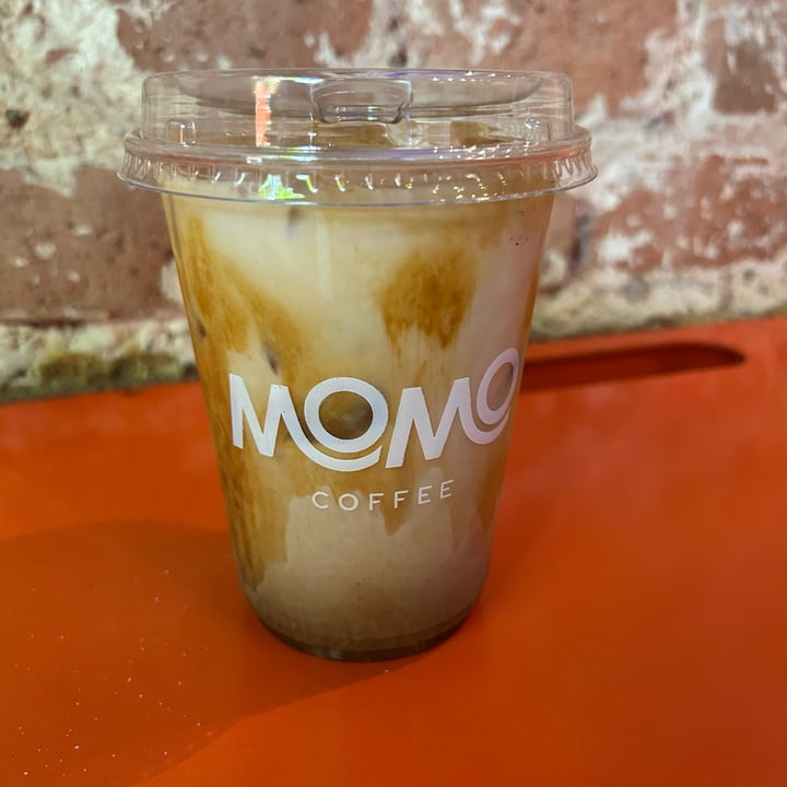 photo of MOMO Coffee - Roma Norte Pumpkin Spice Latte Frío con Oatly shared by @zullybee on  06 Oct 2025 - review