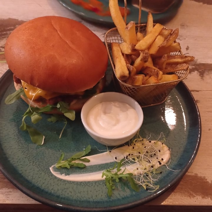 photo of Green Gorilla Green Burger shared by @casspita on  11 Aug 2025 - review
