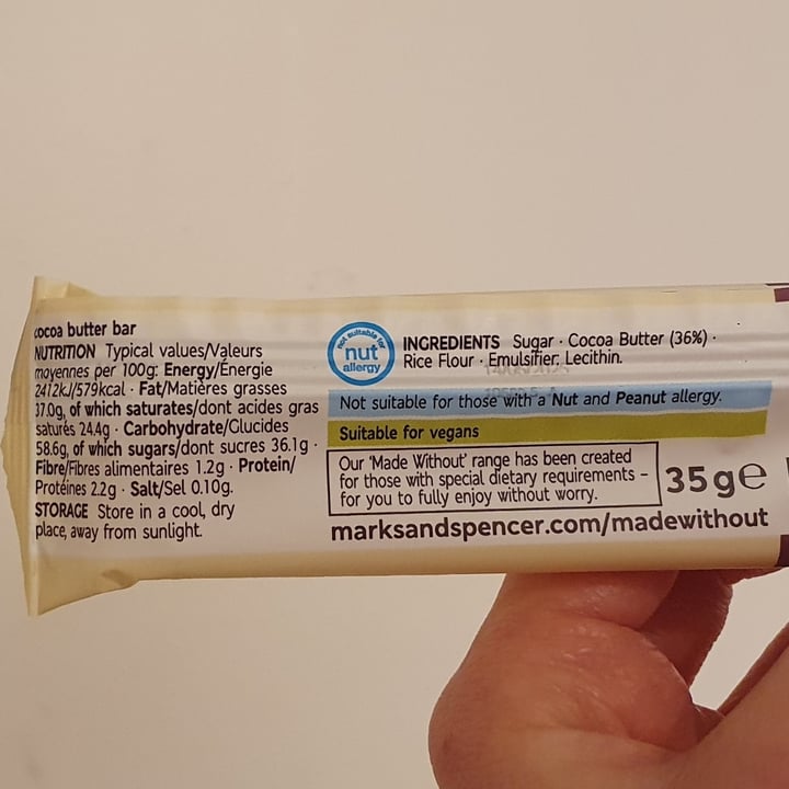 photo of M&S made without dairy White Choc Bar shared by @fivefeetvegan on  13 May 2024 - review