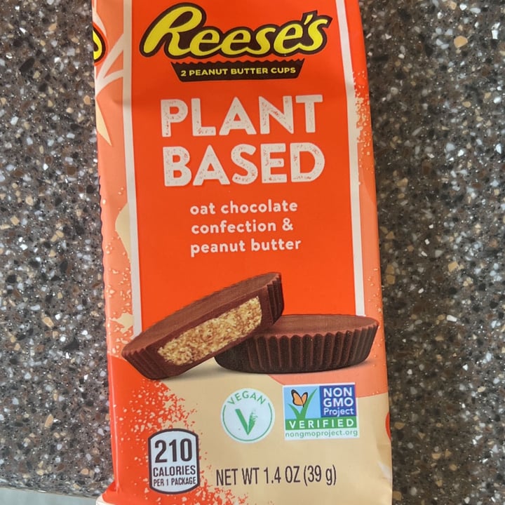 photo of Reese's plant based oat chocolate shared by @courtmaloney on  05 Apr 2024 - review