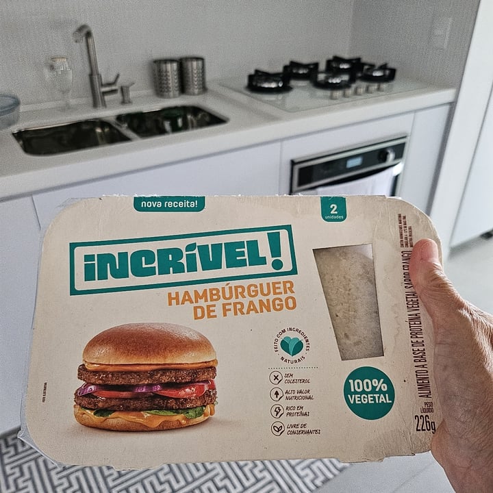 photo of Incrível - Seara Hamburguer de “Frango” - Soja e Ervilha shared by @iaraturrin on  01 Nov 2023 - review