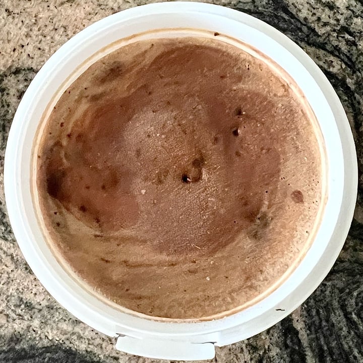 photo of Kind Kones Almond Brittle Fudge shared by @r3ginaa on  20 Nov 2024 - review