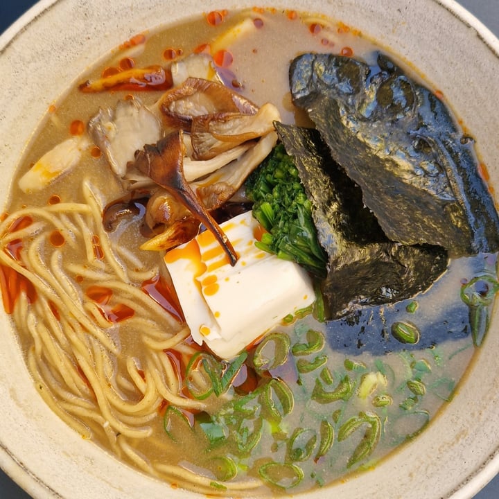 photo of MAKA Ramen Miso Almond Ramen shared by @vanpanda on  10 Sep 2023 - review