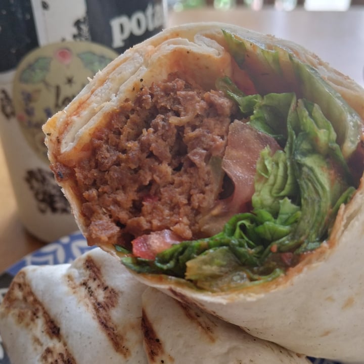 photo of Vegan Food Cartel by Veganzza Vegan Doner shared by @albaricoque9 on  10 Jun 2025 - review