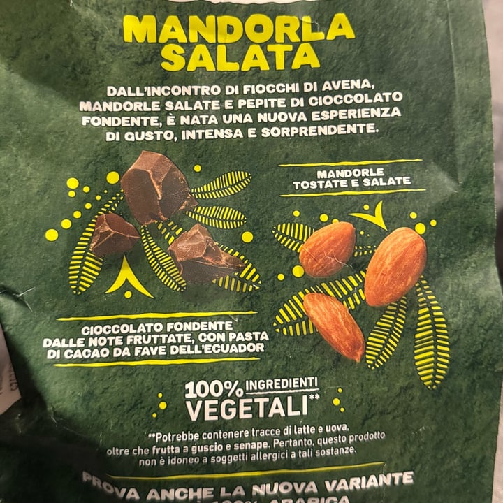 photo of Gran Cereale Gran Cereale mandorla salata shared by @mykemical on  02 Jan 2025 - review