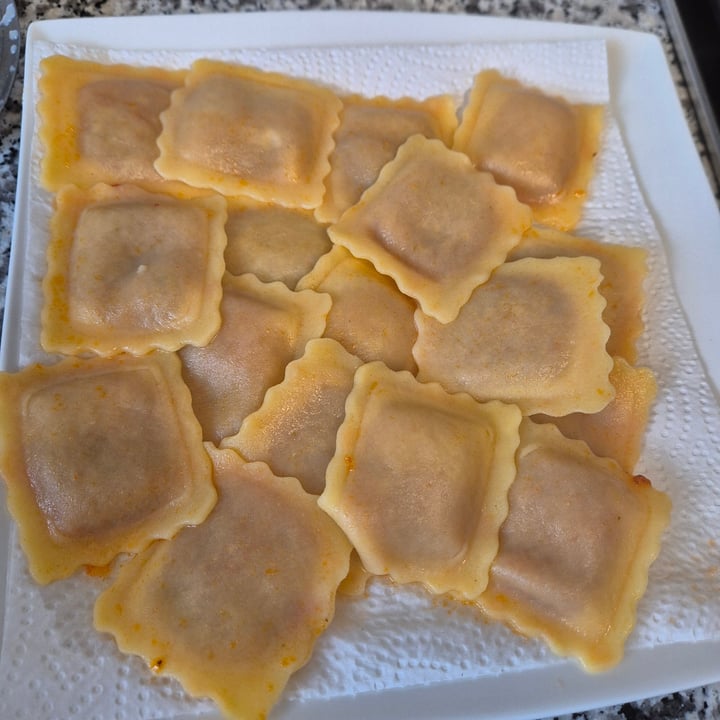 photo of Albert Heijn AH Ravioli Arrabiata shared by @ishara- on  30 Sep 2025 - review