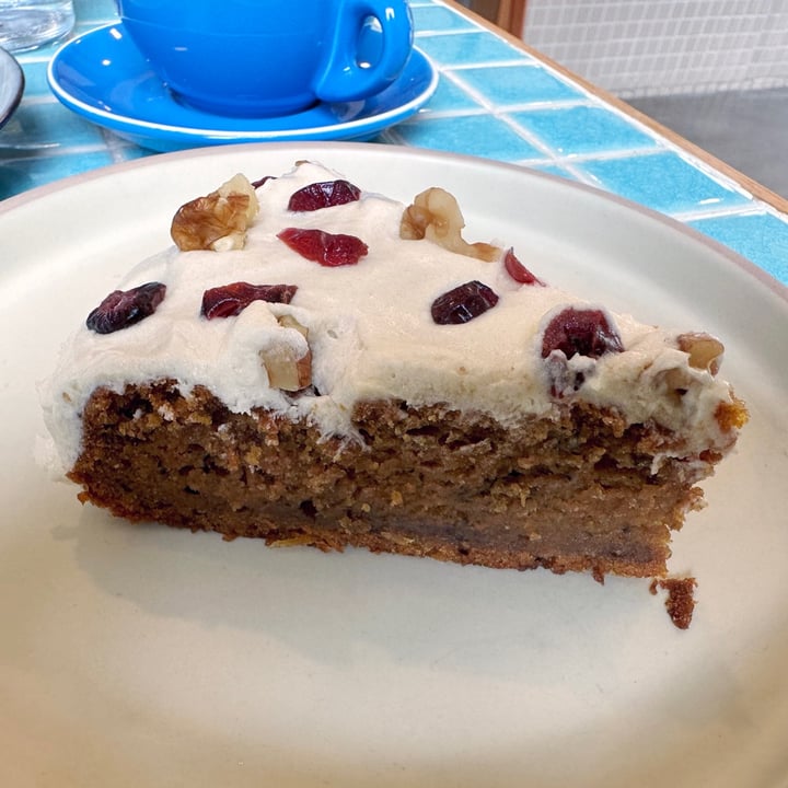 photo of The Vegan Place (Hartamas) Carrot Orange Cake with Cashew Cream shared by @dafnelately on  18 Sep 2023 - review