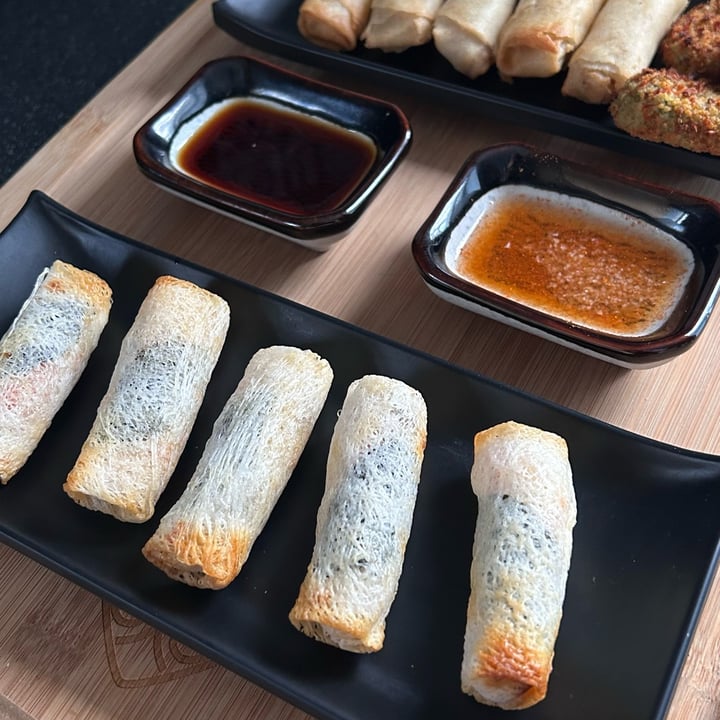 photo of itsu Veggie Crystal’Rolls shared by @esmehart on  16 Apr 2024 - review