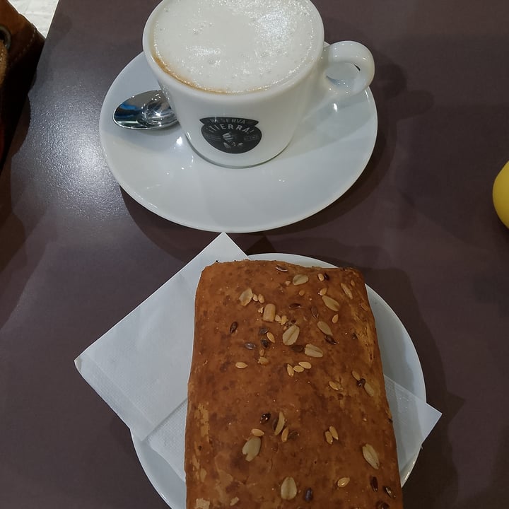 photo of La Sosta Brioches Vegan E Cappuccino shared by @lusole on  16 Oct 2024 - review