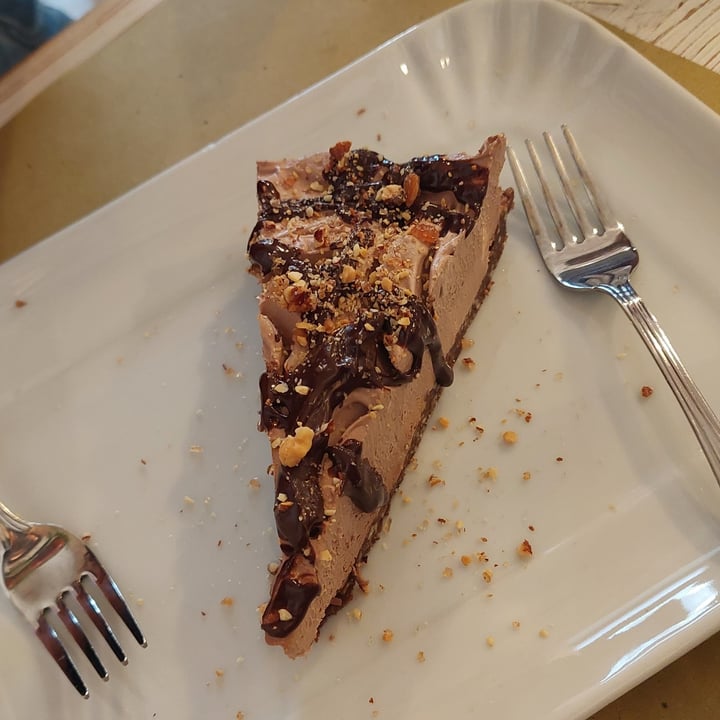 photo of Gastronomia L'Abruzzo A Tavola Torta Crudista Rocher shared by @rosannad93 on  23 Aug 2025 - review