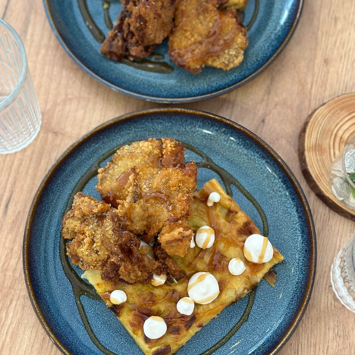 photo of Le Rouge-gorge Socca, fried Pleurotus Mushrooms shared by @plantbasedpaola on  10 Nov 2024 - review