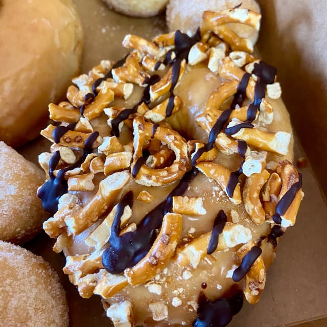 Photo of the dish “peanut butter pretzel”