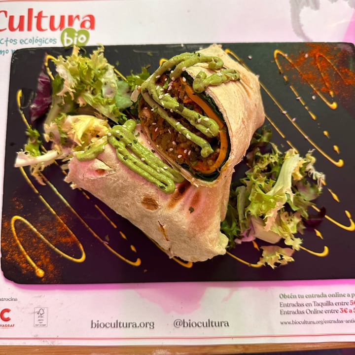 photo of Sanissimo Opera Wrap Sociable shared by @canica on  08 Dec 2023 - review
