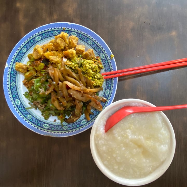 photo of Yi Xin Vegetarian Economic food shared by @mags21 on  14 Sep 2023 - review