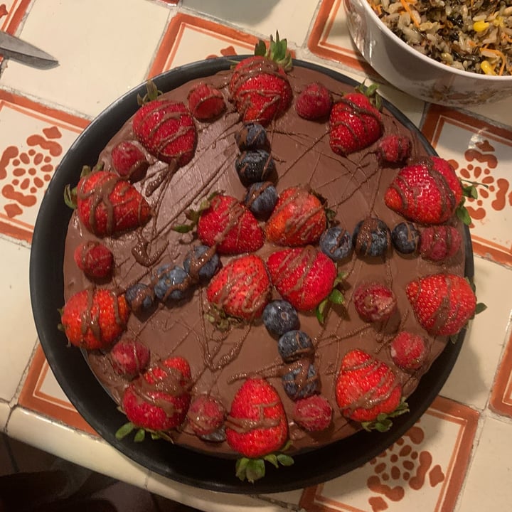 photo of Taco Green pastel de chocolate con frutos rojos grande shared by @happycoconut2004 on  15 Jan 2025 - review