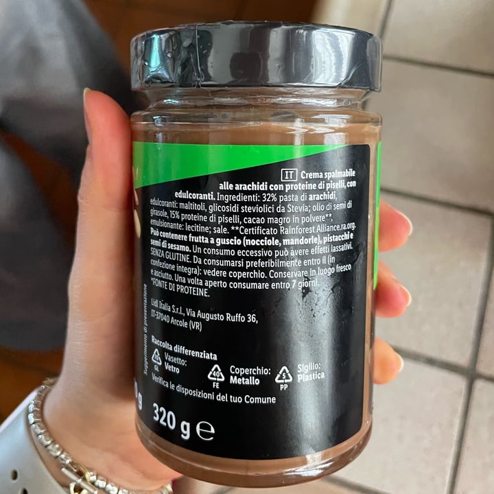 photo of Mister CHOC crema proteica arachidi shared by @vegaya on  01 Jul 2025 - review