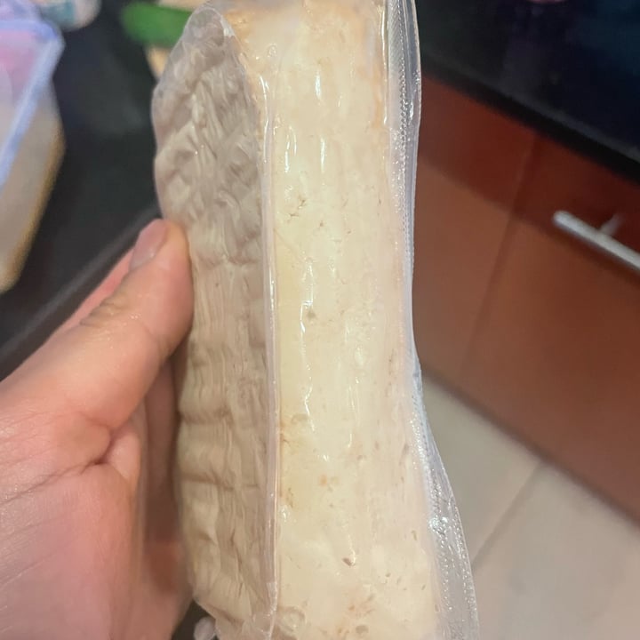 photo of Albert Heijn AH Smoked Tofu shared by @carment03 on  07 Dec 2024 - review