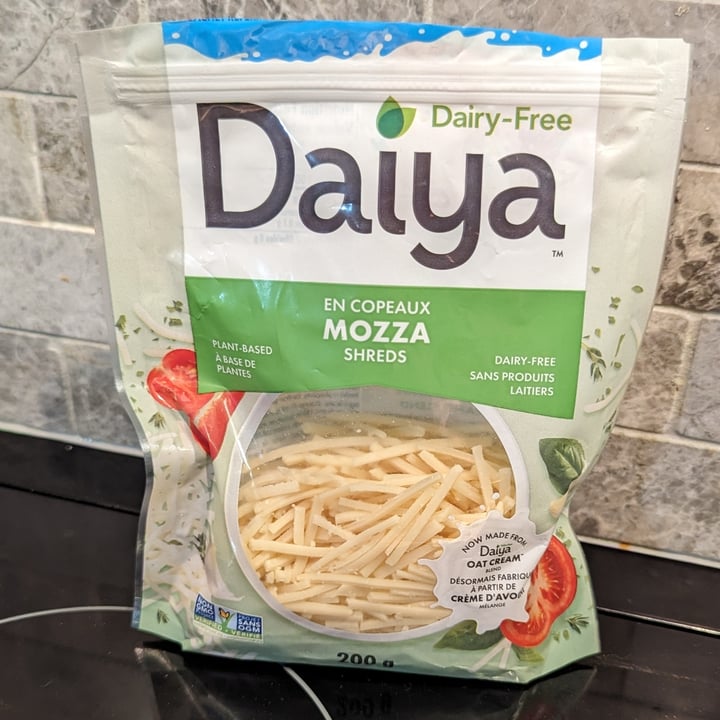 photo of Daiya Mozza Style Shreds - Oat Cream shared by @stormm on  28 Jan 2024 - review