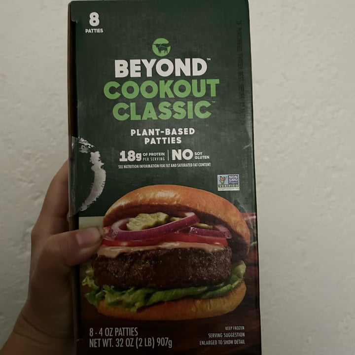 photo of Beyond Meat Beyond Meat Cookout Classic Plant-based Burger Patties shared by @zullybee on  03 Sep 2023 - review