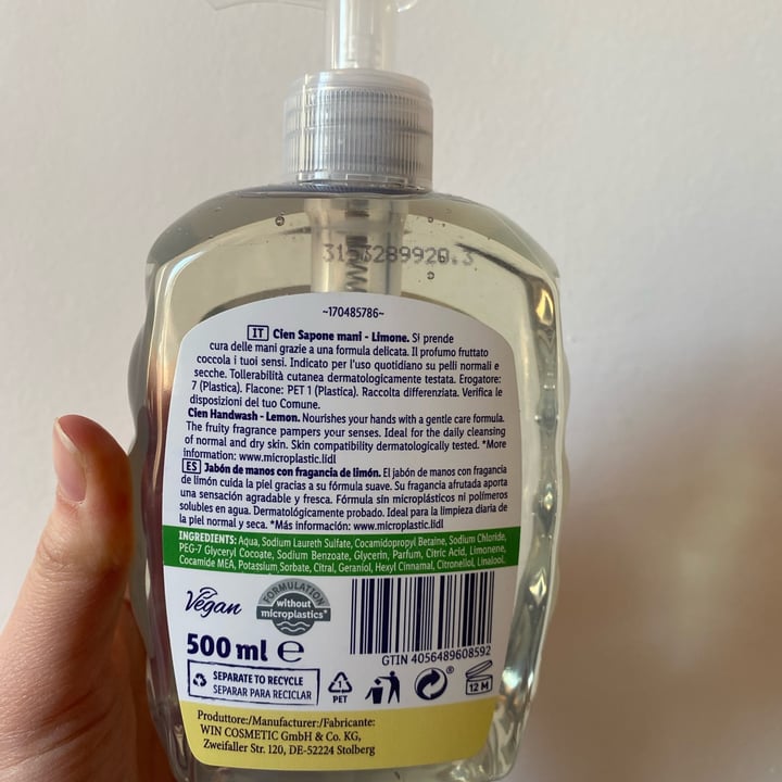 photo of Cien sapone mani limone shared by @giulia24 on  30 Aug 2023 - review