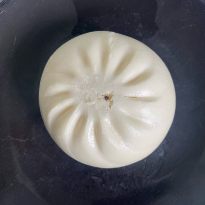 photo of Mama San Tofu and vege steamed bun shared by @hoovedhaven on  18 Apr 2024 - review