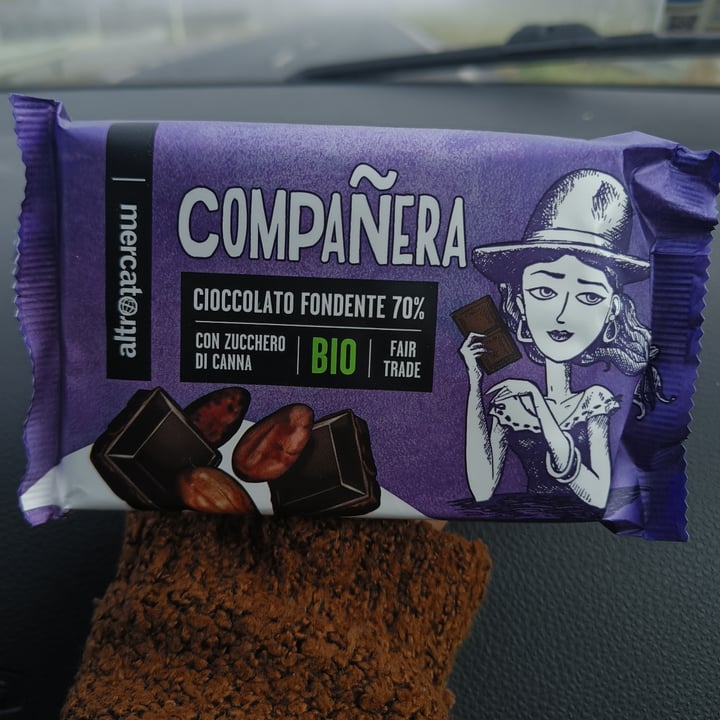 photo of altromercato Compañera cioccolato fondente 70% shared by @vickyinwonderland on  10 Dec 2023 - review