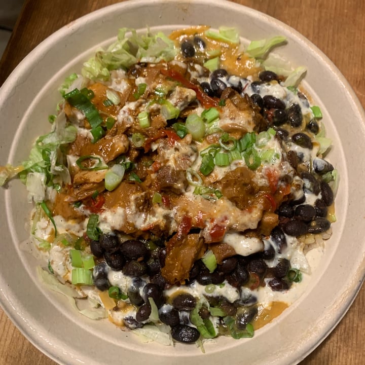 photo of Veggie Grill Chick’n Tinga Bowl shared by @roserose on  19 Sep 2023 - review