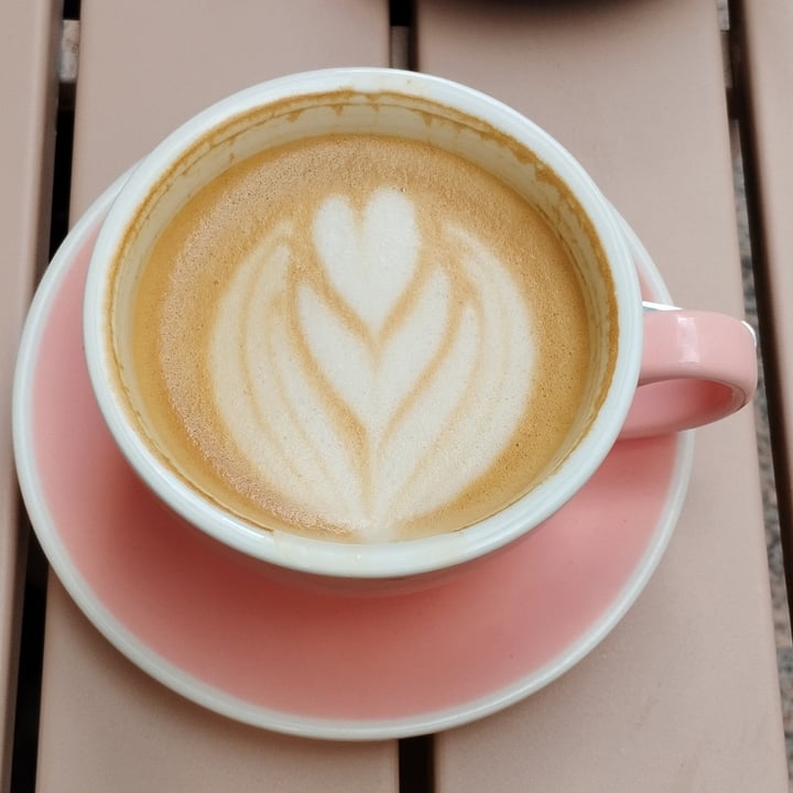 photo of Baristas Club Café Latte Vegetal shared by @josuune on  11 Sep 2024 - review