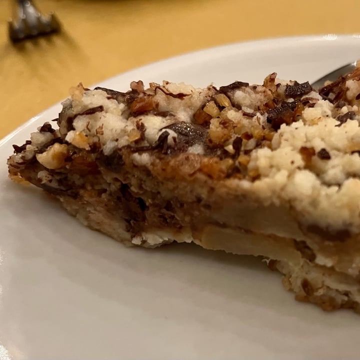 photo of Il Vegetariano torta pere e cioccolato shared by @miba on  07 Mar 2024 - review