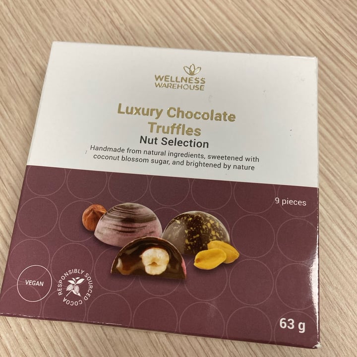 photo of Wellness Warehouse Luxury Chocolate Truffles Nut Selection shared by @ctfloof on  13 Sep 2023 - review