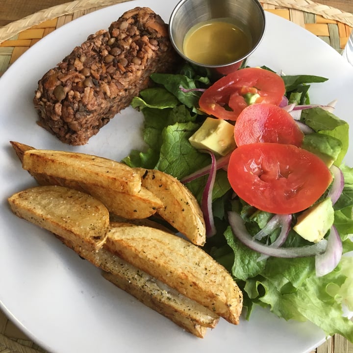 photo of Cinnamon Veggie pastel sin carne shared by @jatzi on  26 Feb 2025 - review