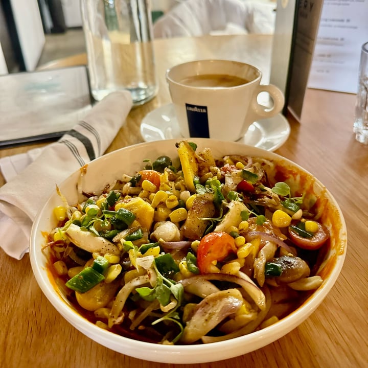 photo of Gallery Pastry Bar Vegan Hash shared by @ekelcem on  09 Mar 2024 - review
