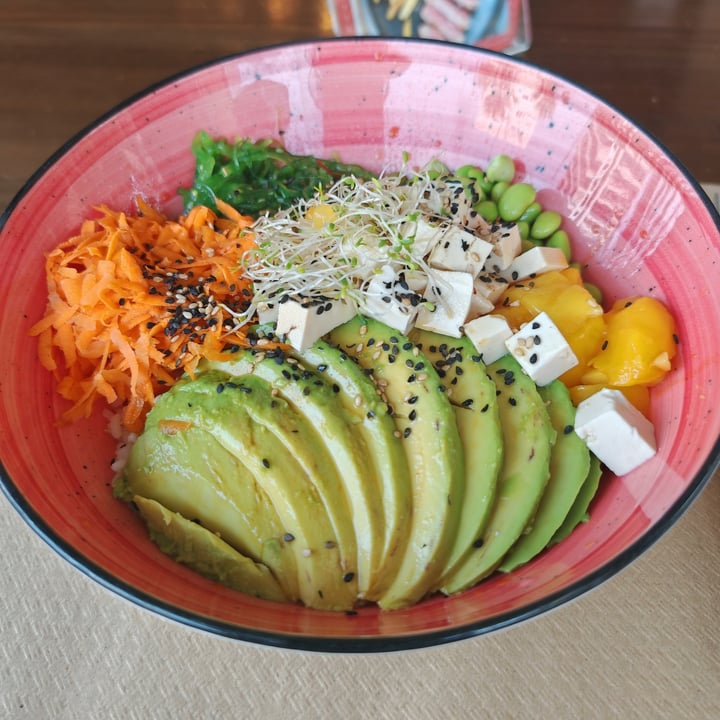 photo of Charly's Cafe Poke Vegan shared by @streghetta85 on  19 Aug 2023 - review