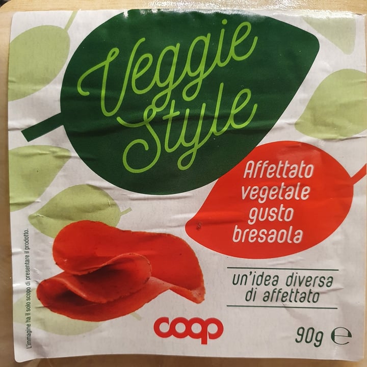 photo of Coop affettato vegetale gusto bresaola shared by @matildem on  12 May 2024 - review