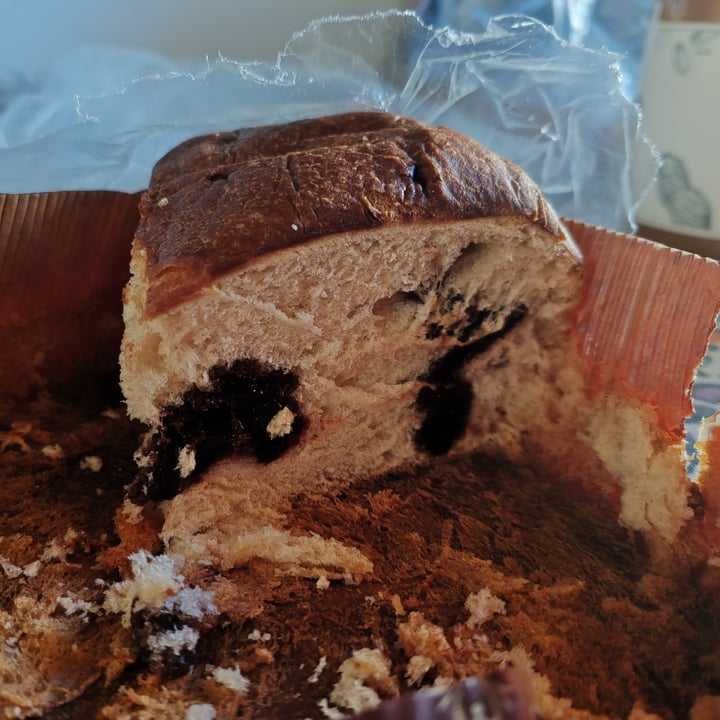 photo of Probios Dolce Pasqua Vegan Con Crema Al Cioccolato shared by @cristina-sordi on  02 May 2025 - review