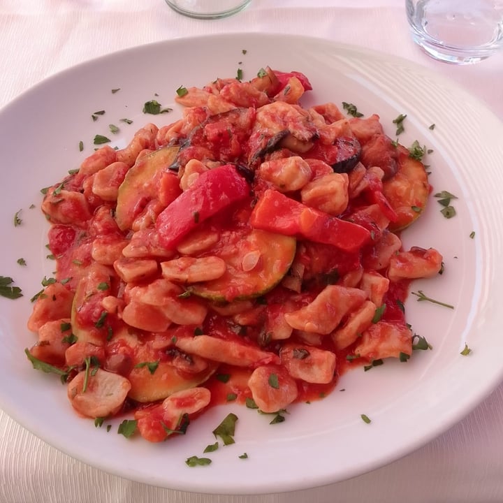 photo of Pizza y Pasta Pasta con vegetales shared by @albaricoque9 on  25 Apr 2024 - review