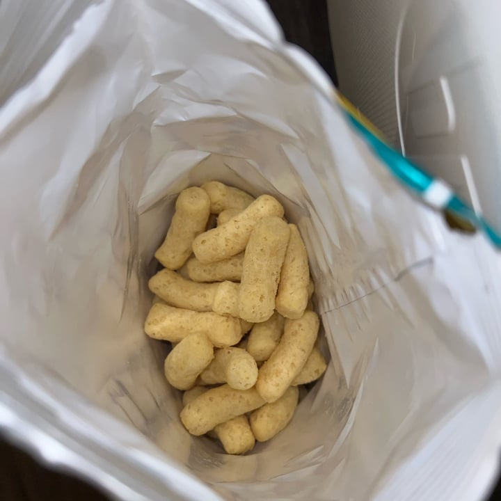 photo of Hippeas flavor blast white cheddar explosion shared by @ksvegan17 on  26 Jul 2025 - review