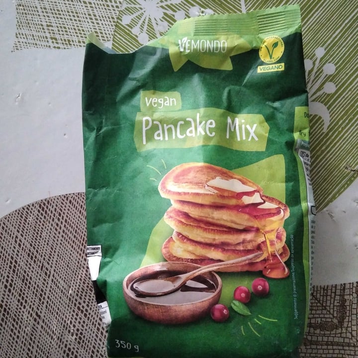 photo of Vemondo Vegan Pancake Mix shared by @veggylove on  01 May 2024 - review