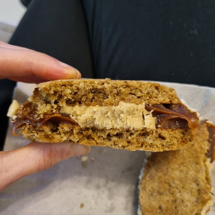 photo of Veganius Alfajor (SIN GLUTEN) shared by @veroflagitonte on  01 Aug 2024 - review