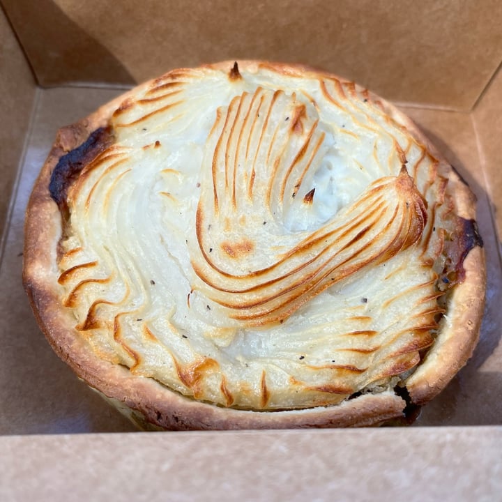 photo of Bliss Bakery and Bistro - Peachland Vegan Shepherd's Pie shared by @ecoveg on  22 Apr 2024 - review