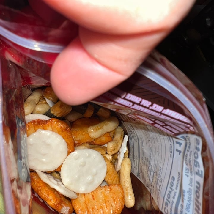 photo of Trader Joe's Rice Cracker Medley shared by @allycat38 on  14 Apr 2024 - review